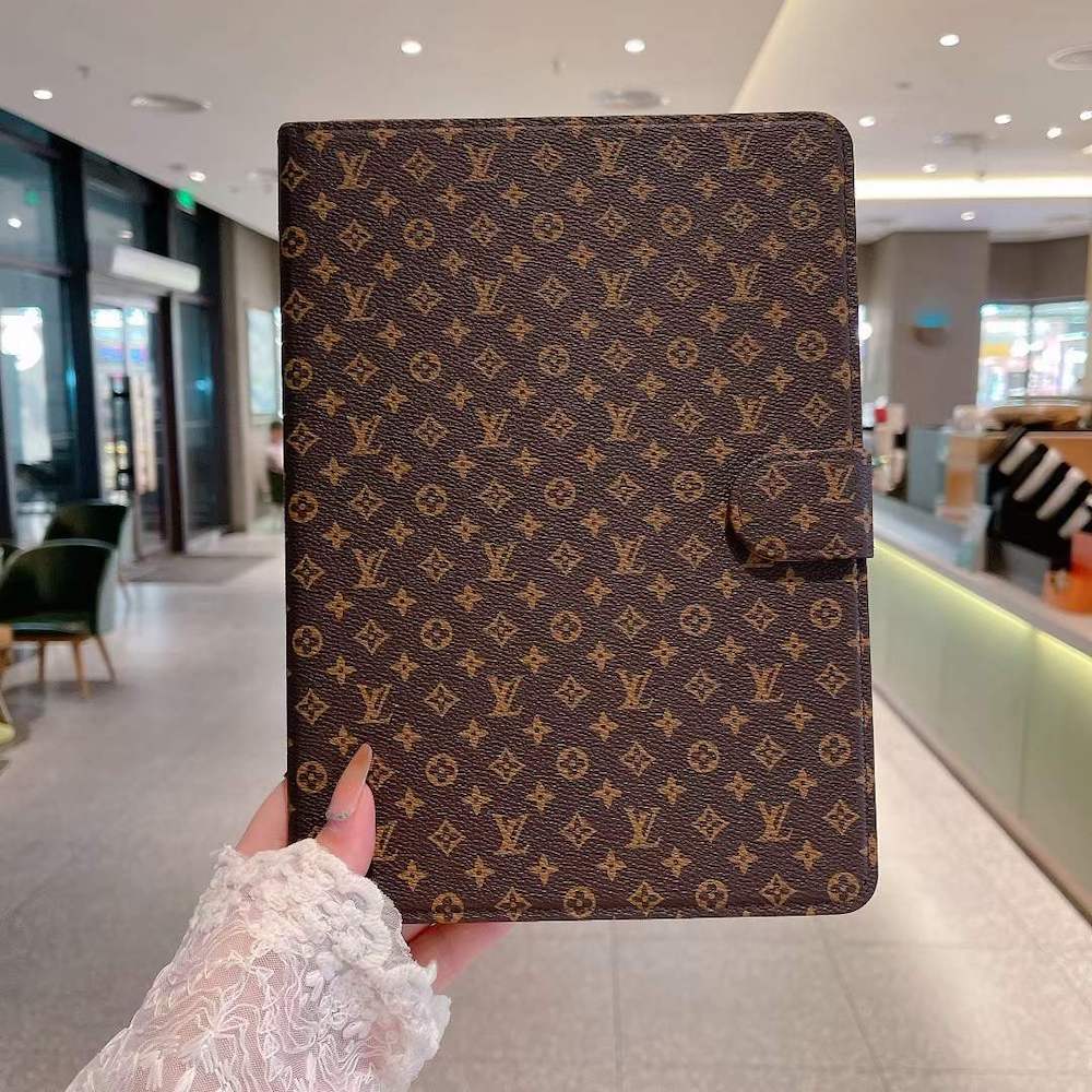 Men Louis Black IPad Case