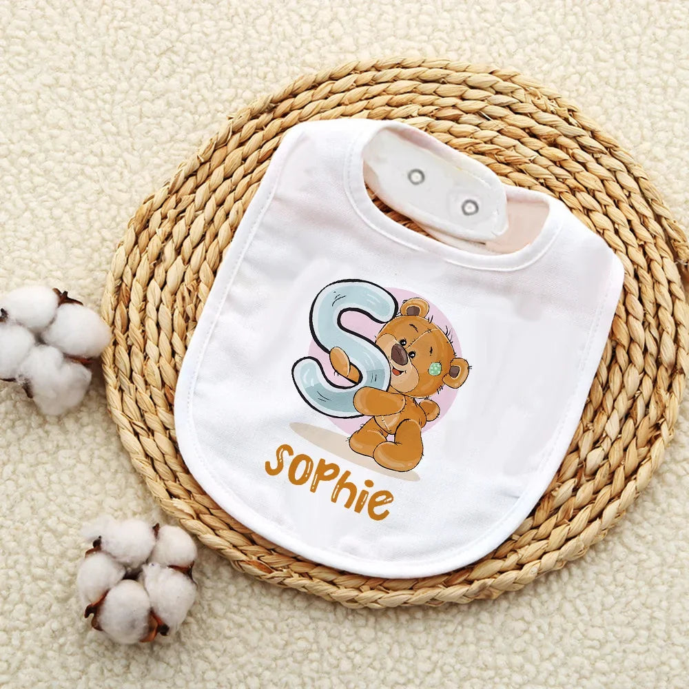 Personalised Baby Bibs Custom Initial Wite Name Boy Girl Cotton Bib Newborn Saliva Towel Cute Bear Print Bib Baby Shower Gift