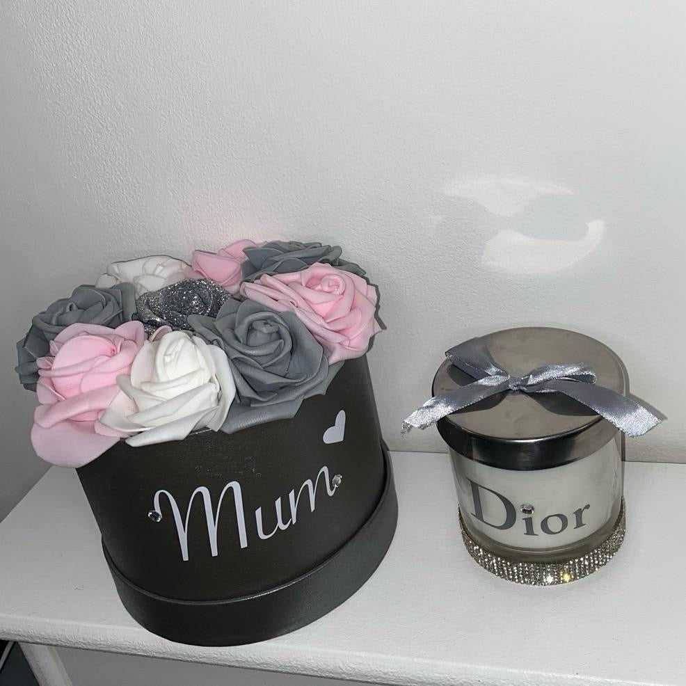 Grey white silver MUM Rose box