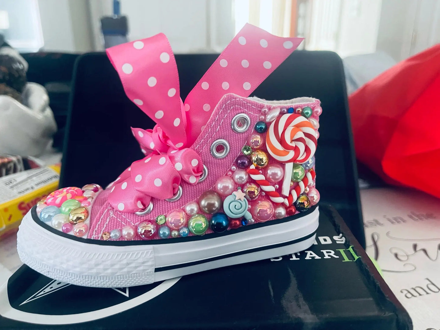 Random Lollipop Rainbow Candy Canvas Simulation DIY Kids Pearls Sneakers For Girl Birthday Party Dollbling Handmade Bling Shoes