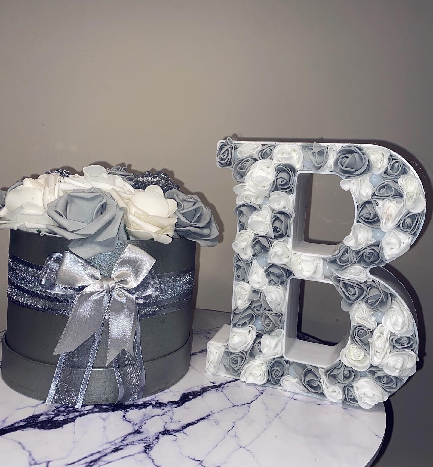 2pc Grey white & silver rose LED Letter & rose box